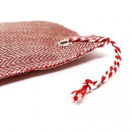 Coussin de copeaux d'arolle - rouge détail
